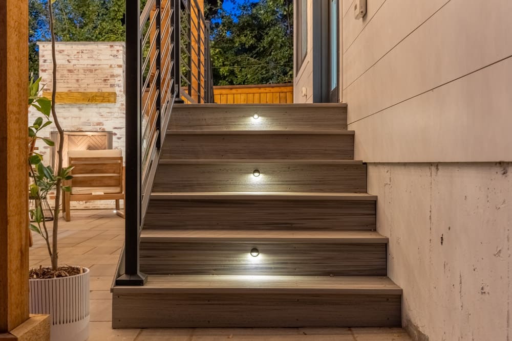 backyard stairs accent lights